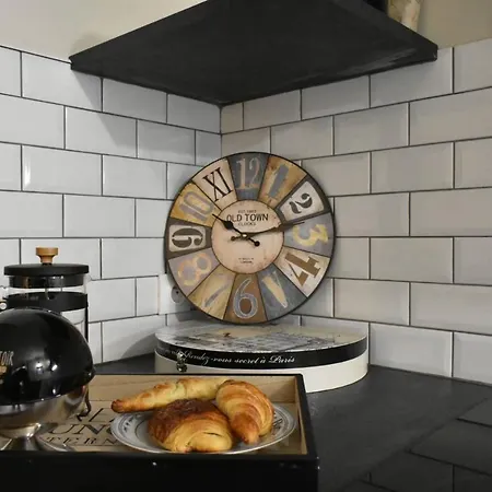 Large And Modern Studio Near Charonne Апартаменты *