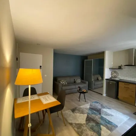Large And Modern Studio Near Charonne Апартаменты *