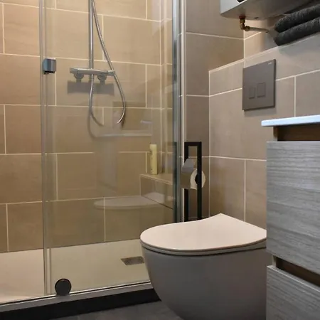 Large And Modern Studio Near Charonne Апартаменты